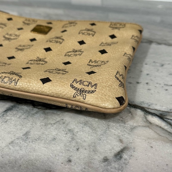 MCM Tan and Black Women's crossbody Bag - Picture 6 of 8